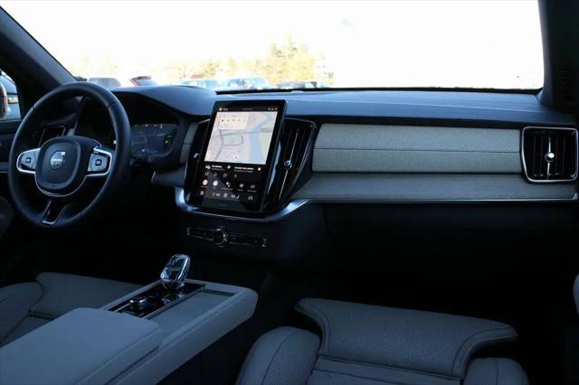 2026 Volvo XC90 Plug-In Hybrid Ultra Dark Theme, T8 AWD, Electric/Gasoline, 6 Seats