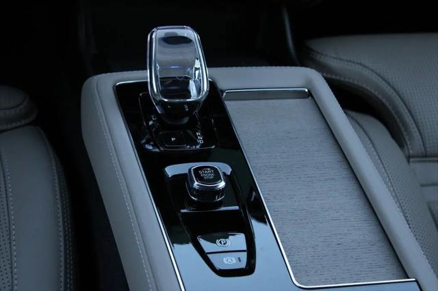 2026 Volvo XC90 Plug-In Hybrid Ultra Dark Theme, T8 AWD, Electric/Gasoline, 6 Seats
