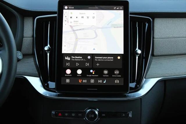 2026 Volvo XC90 Plug-In Hybrid Ultra Dark Theme, T8 AWD, Electric/Gasoline, 6 Seats