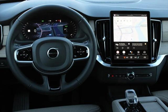 2026 Volvo XC90 Plug-In Hybrid Ultra Dark Theme, T8 AWD, Electric/Gasoline, 6 Seats