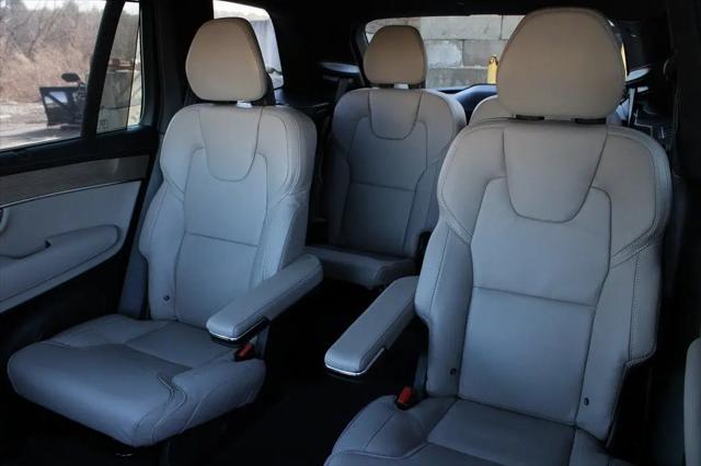2026 Volvo XC90 Plug-In Hybrid Ultra Dark Theme, T8 AWD, Electric/Gasoline, 6 Seats