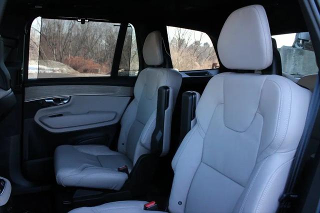 2026 Volvo XC90 Plug-In Hybrid Ultra Dark Theme, T8 AWD, Electric/Gasoline, 6 Seats