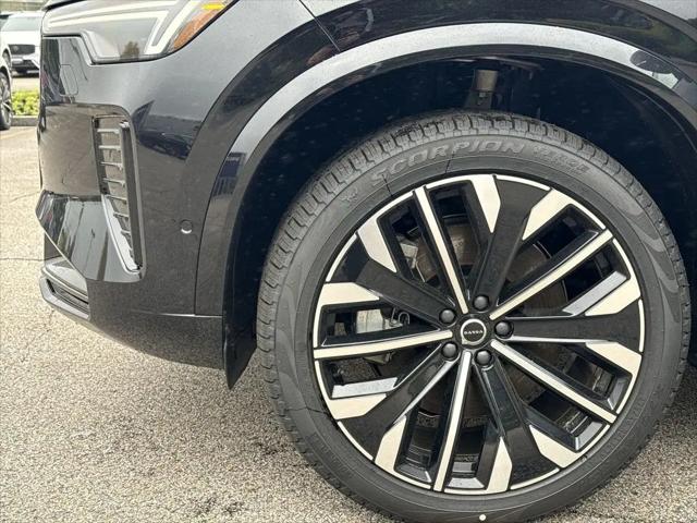 2026 Volvo XC90 Plug-In Hybrid Ultra Dark Theme, T8 AWD, Electric/Gasoline, 6 Seats