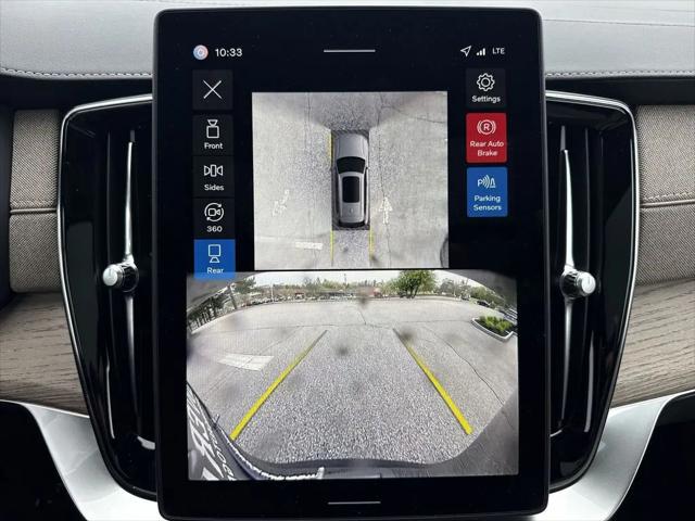 2026 Volvo XC90 Plug-In Hybrid Ultra Dark Theme, T8 AWD, Electric/Gasoline, 6 Seats