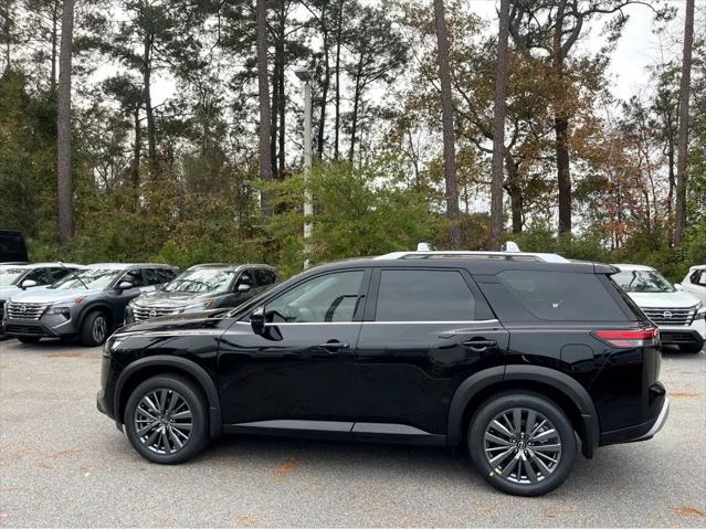 2025 Nissan Pathfinder SL 4WD