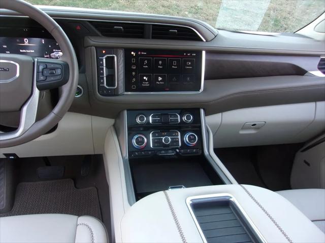 2023 GMC Yukon 4WD Denali
