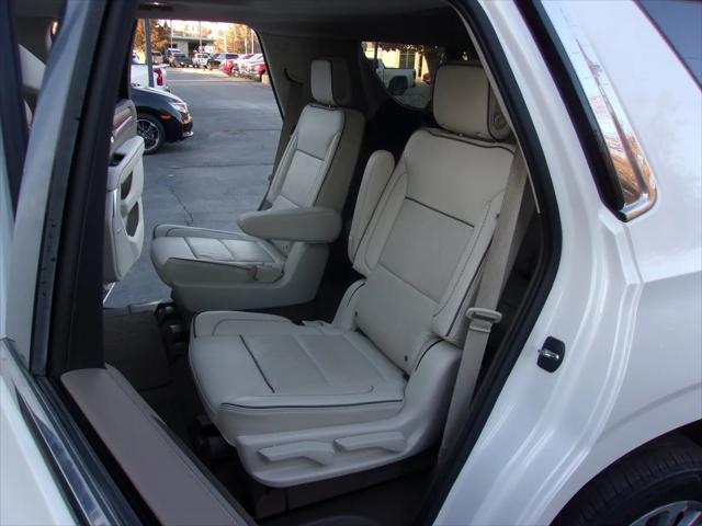 2023 GMC Yukon 4WD Denali