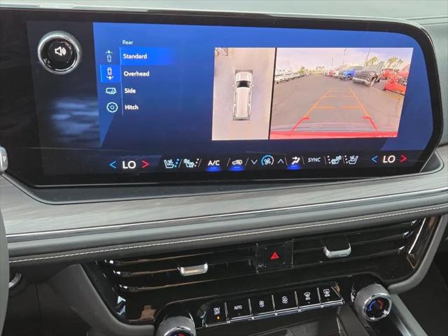 2025 Chevrolet Suburban 4WD Premier