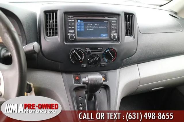 2017 Nissan NV200 SV