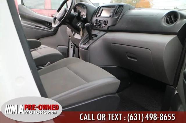 2017 Nissan NV200 SV