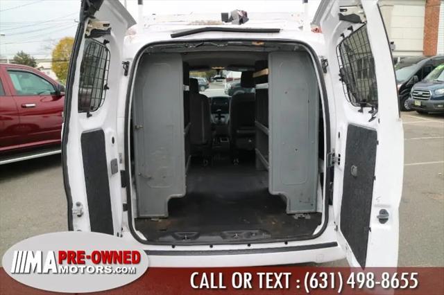 2017 Nissan NV200 SV
