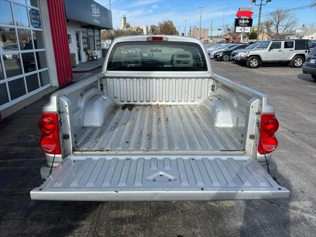 2005 Dodge Dakota ST