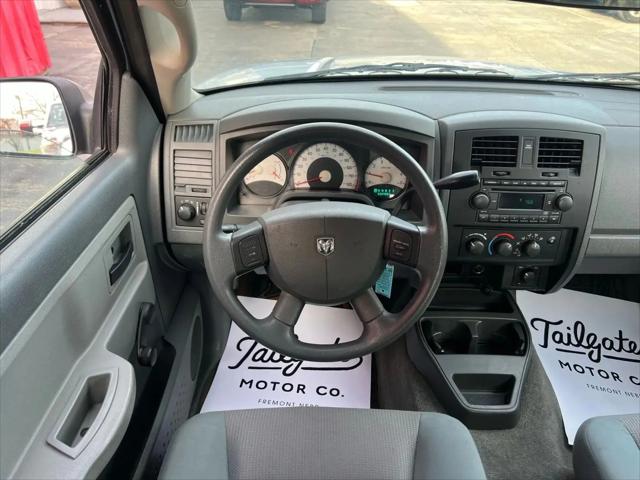 2005 Dodge Dakota ST