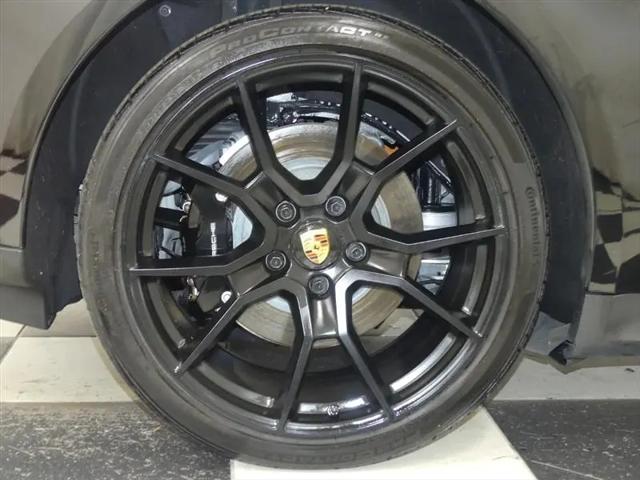 2023 Porsche Taycan GTS
