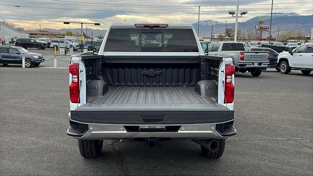 2026 Chevrolet Silverado 2500HD Crew Cab, Standard Bed, LT, 4WD