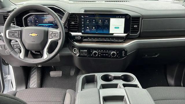 2026 Chevrolet Silverado 2500HD Crew Cab, Standard Bed, LT, 4WD