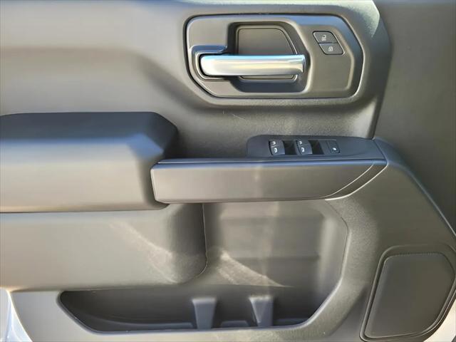 2026 GMC Sierra 2500HD Crew Cab, Standard Bed, Pro, 4WD