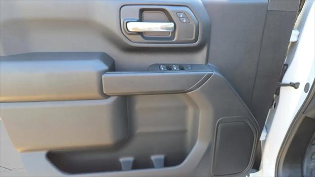 2026 GMC Sierra 2500HD Crew Cab, Standard Bed, Pro, 4WD