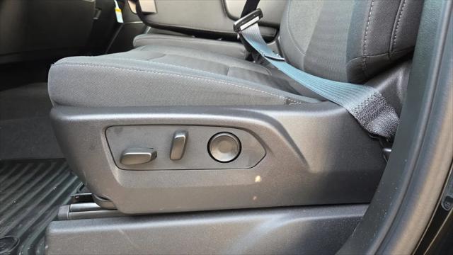 2026 GMC Sierra 2500HD Crew Cab, Standard Bed, SLE, 4WD