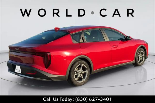 2025 Kia K4 LXS