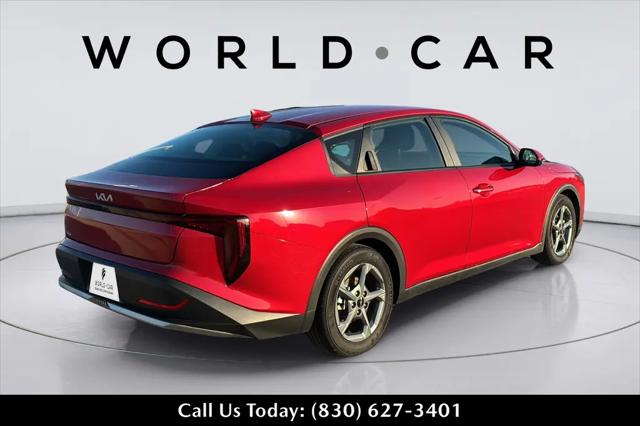 2025 Kia K4 LXS