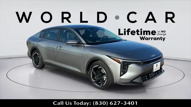 2025 Kia K4 EX