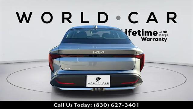 2025 Kia K4 EX