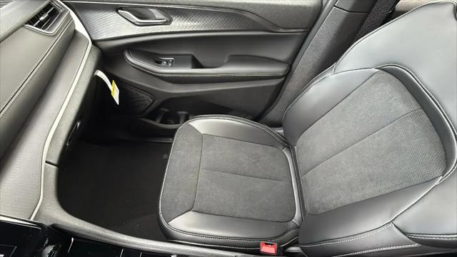 2025 Jeep Grand Cherokee L Altitude X 4x4