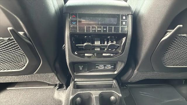2025 Jeep Grand Cherokee L Altitude X 4x4