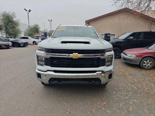2024 Chevrolet Silverado 2500HD 4WD Crew Cab Standard Bed LT