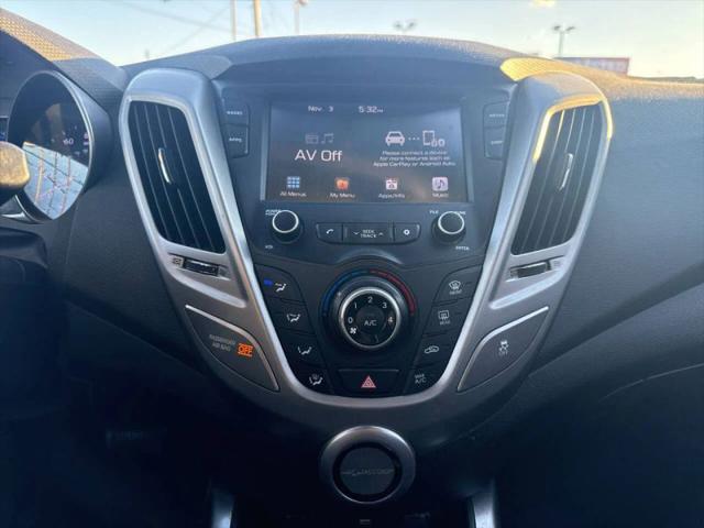 2017 Hyundai Veloster Base