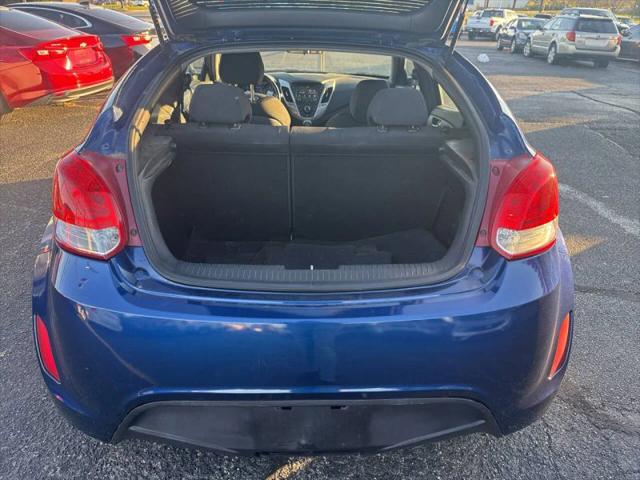 2017 Hyundai Veloster Base