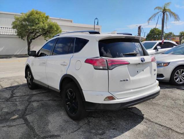 2016 Toyota RAV4 LE