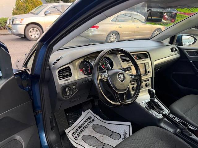 2016 Volkswagen Golf TSI S 4-Door