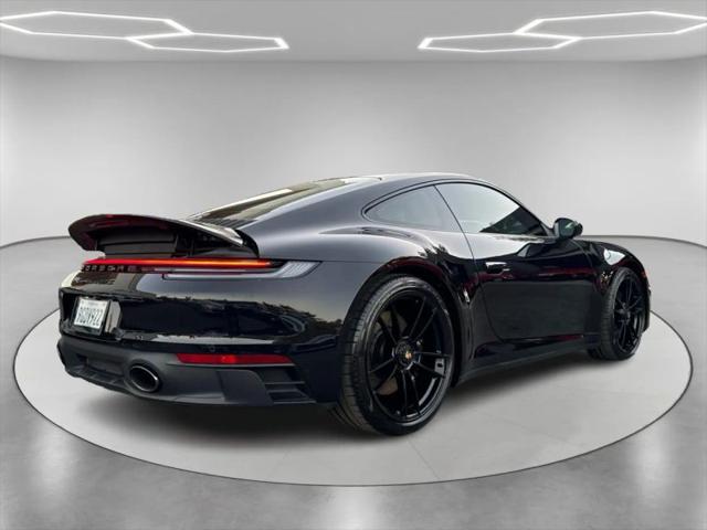 2022 Porsche 911 Carrera GTS