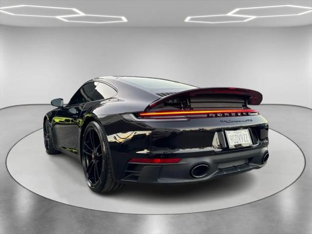 2022 Porsche 911 Carrera GTS