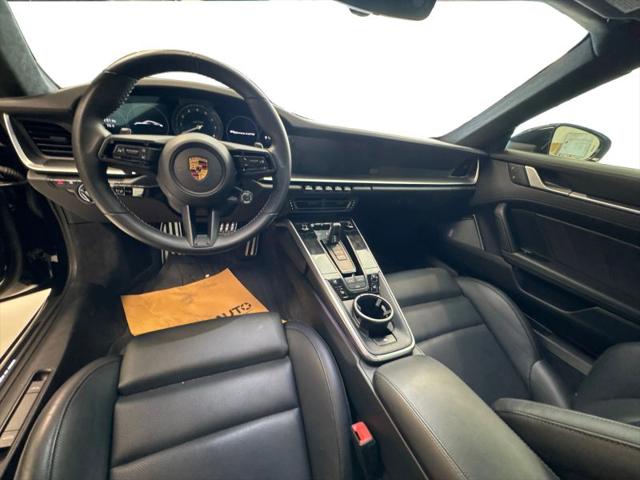2022 Porsche 911 Carrera GTS