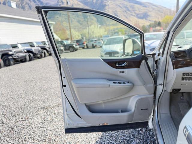 2014 Nissan Quest LE