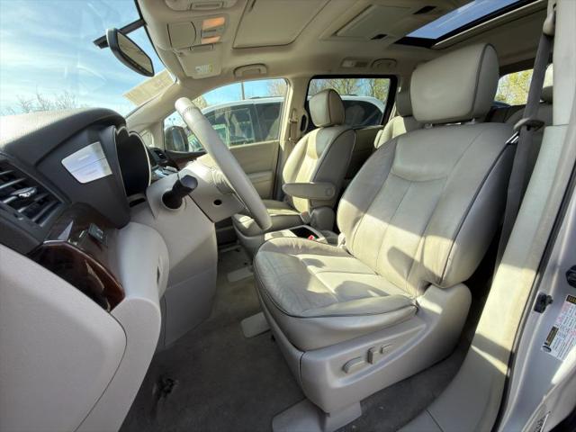 2014 Nissan Quest LE