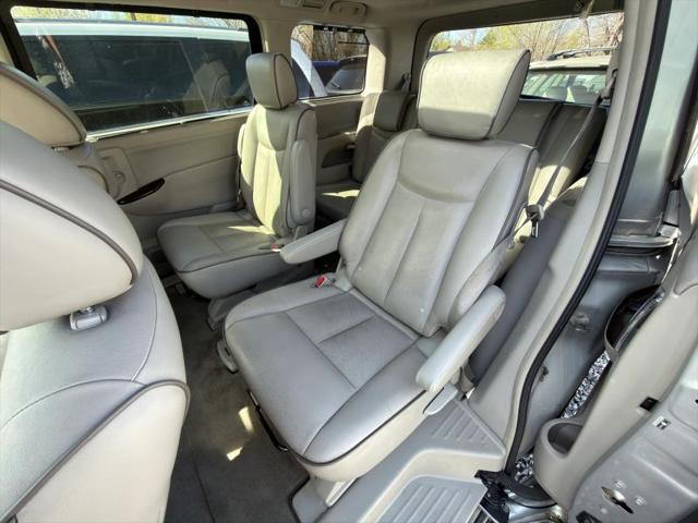 2014 Nissan Quest LE