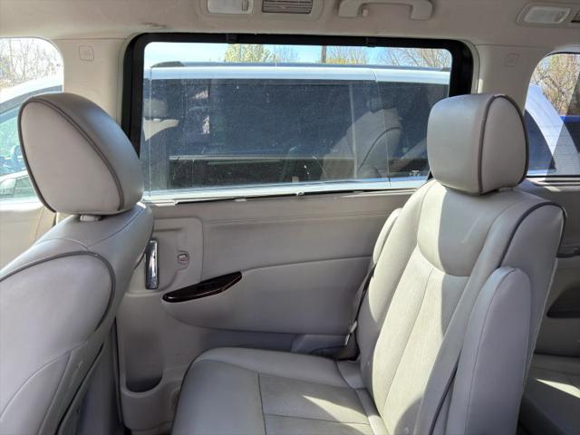 2014 Nissan Quest LE