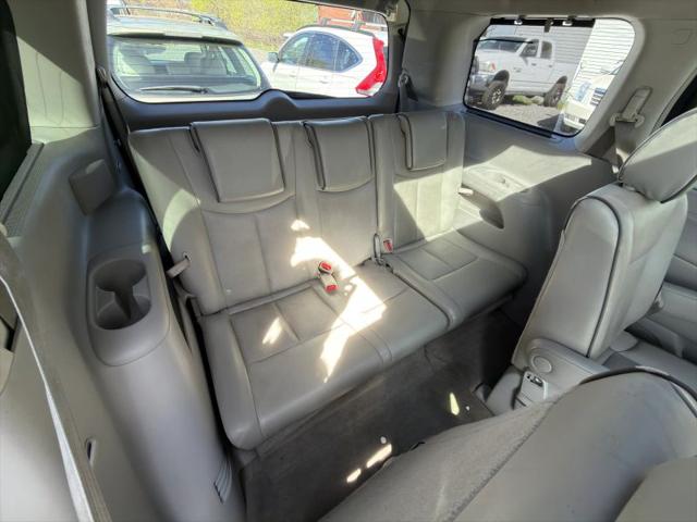 2014 Nissan Quest LE