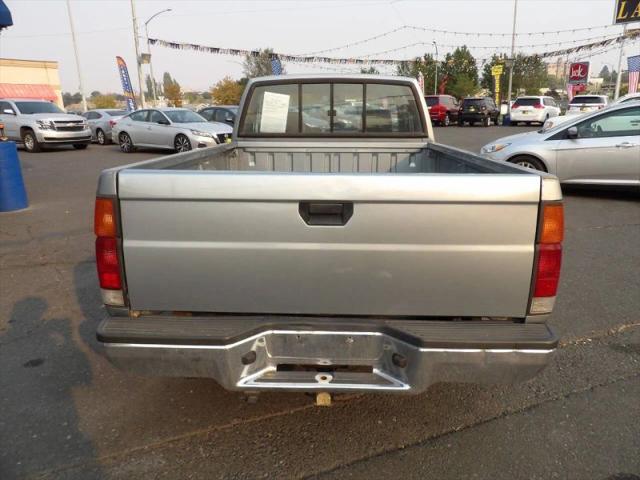 1993 Nissan 4x2 Truck Base