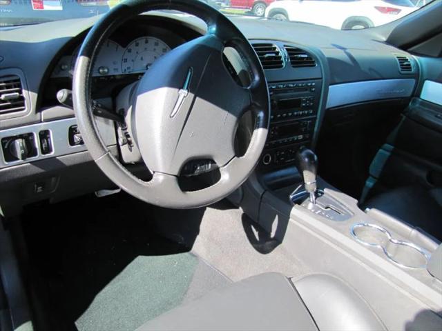 2002 Ford Thunderbird Base