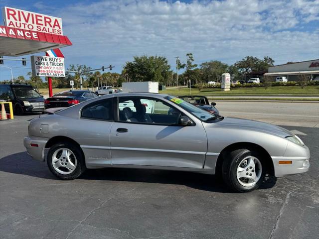 2005 Pontiac Sunfire Base