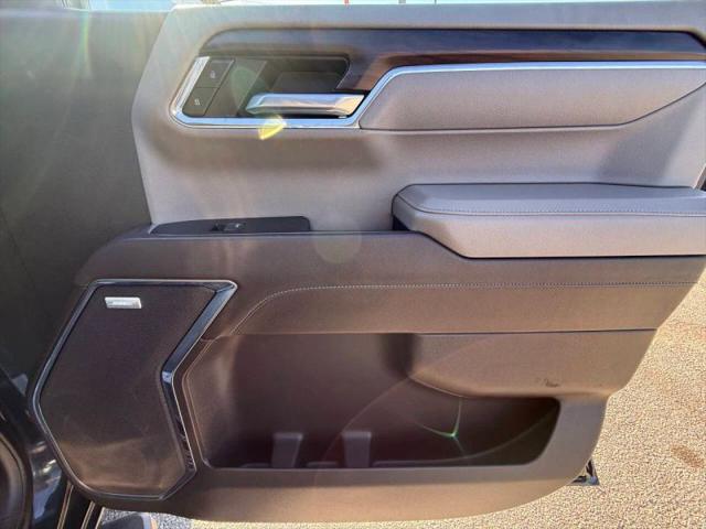 2023 GMC Sierra 1500 4WD Crew Cab Short Box SLT
