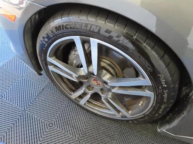2013 Porsche Panamera 4