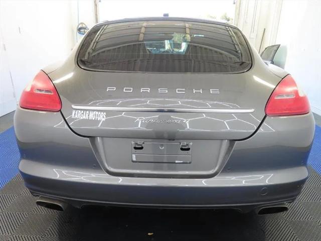 2013 Porsche Panamera 4