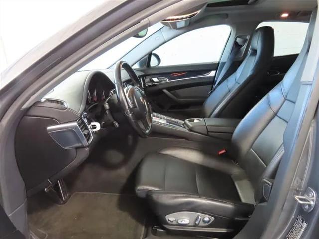 2013 Porsche Panamera 4
