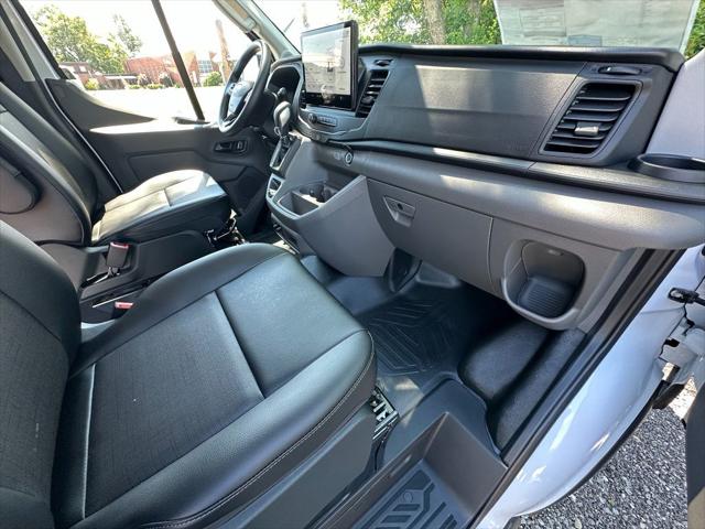 2026 Ford Transit Cargo Van Base